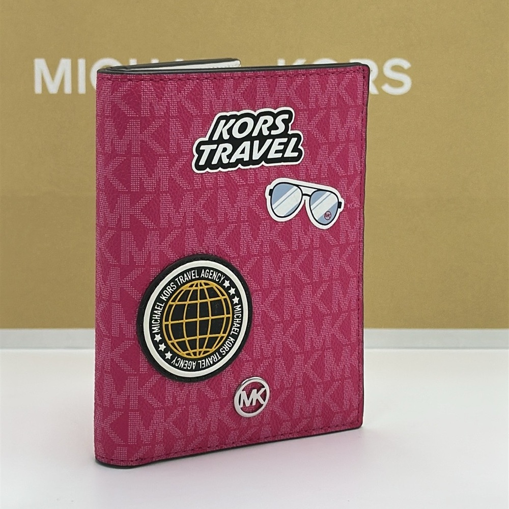 Michael Kors Jet Set Travel Medium Embellished Signature Logo Passport Case -Hol - Picture 11 of 11